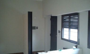 HERMOSO PH RECICLADO A NUEVO
