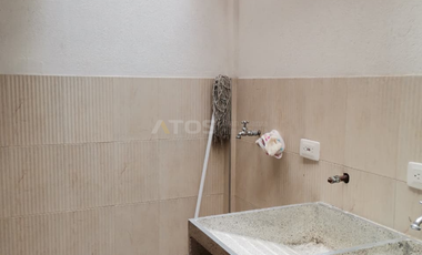 casa en arriendo en prados de san luis / terminal nuevo. Cod A6225