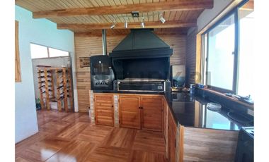 Se vende casa en condominio Alto Sacramento Buin