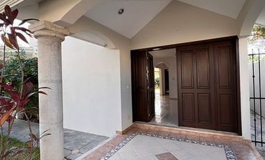 Casa en Venta de 3 recámaras, en Col. México Norte, Mérida