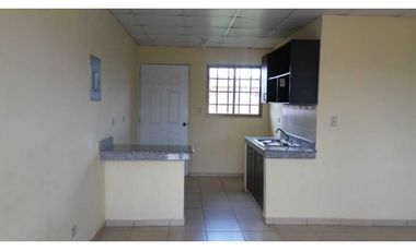VENDO CASA EN LOS VALLES DE LOS ALGARROBOS