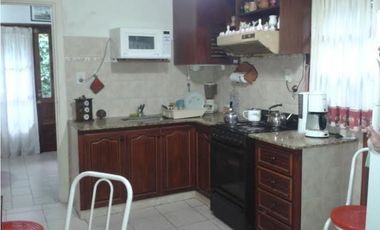 P.h. 3 ambientes con patio. San José.