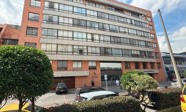 consultorio en arriendo en antiguo country. Cod A51803