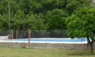 Casa en venta - 2 Dormitorios 3 Baños - Cochera - La Capilla, Florencio Varela