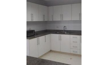 ALQUILER APARTAMENTO CARRASQUILLA