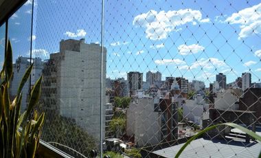 P.Goyena  semipiso ALTO 4 amb c/dep y 2 coch amenities.