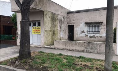 VENTA CASA A DEMOLER O RECIC.S/LOTE 10X43 APTO EMPRENDIM.PH CONST.ETC.