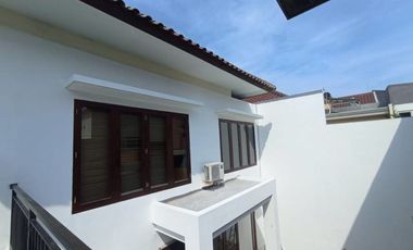 Rumah furnish Surabaya Timur Jl Kertajaya , dekat ITS