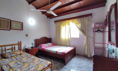 casa en venta en juana paula. Cod V27520