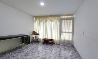 casa en venta en juana paula. Cod V27520
