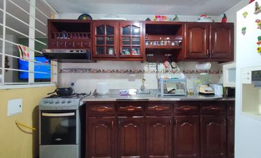 casa en venta en juana paula. Cod V27520