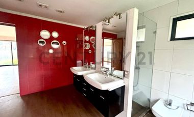 SE VENDE CASA CONDOMINIO EL ALGARROBAL - COLINA