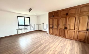 SE VENDE CASA CONDOMINIO EL ALGARROBAL - COLINA