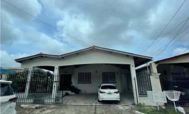 SE VENDE AMPLIA CASA EN BRISAS DEL GOLF. AM