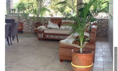 Venta: Casa 4 recámaras con piscina en Aguadulce