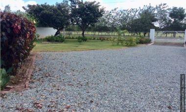 Venta: Casa 4 recámaras con piscina en Aguadulce