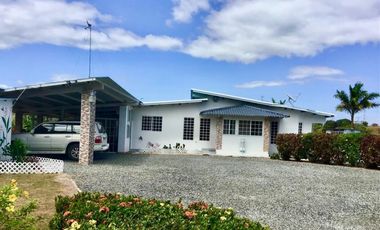 Venta: Casa 4 recámaras con piscina en Aguadulce