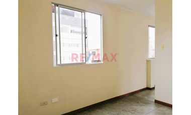 Alquiler De Minidepartamento En Surco – Comodidad Y Ubicación Estratégica