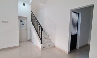 Rumah di jatiluhur 4,2 km ke Tol Jatiwarna