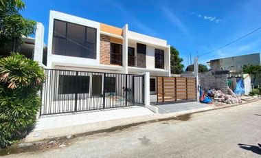 House For sale in Las Piñas RFO Duplex 4bdrms