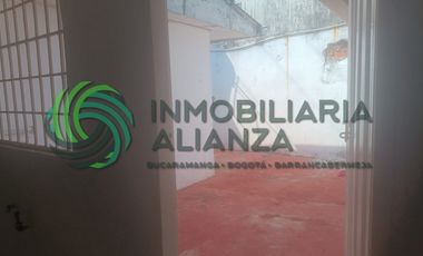 casa en arriendo en galán. Cod A17291