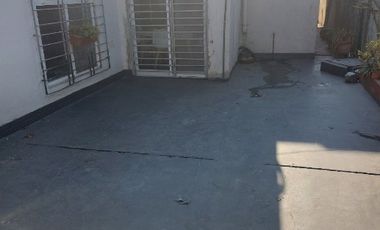 Casa PH en venta en Ezpeleta Este