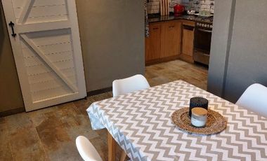 Casa PH en venta en Ezpeleta Este