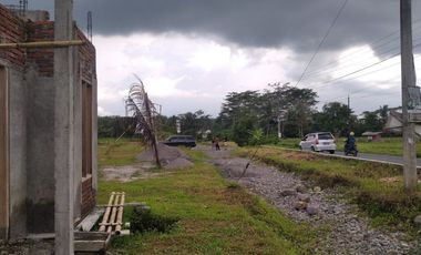 RUMAH MURAH DP RINGAN KPR CEPAT DI SECANG
