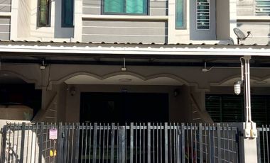2 Bedroom Townhouse for sale at Si Sai Thong Housing