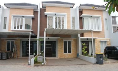 Townhouse Mewah 2 Lantai di Kawasan Bintaro Sektor 7 Siap Huni Harga Mulai dari 2 M-an