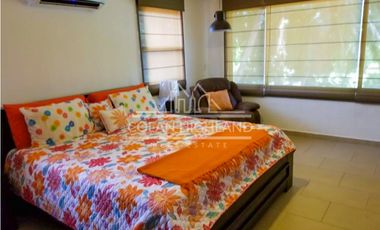 Se Vende Casa en Club de Golf de Coronado 