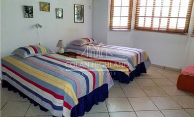 Se Vende Casa en Club de Golf de Coronado 