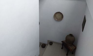 RUMAH DI JUAL CEPAT 2 LANTAI DI SEKITARAN JL PAUS Rp 17.500