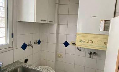 HIDALGO AL 600 Caballito. Alquiler Temporario de 3 ambientes con balcón + PISCINA