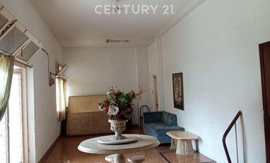 Rumah 2 Lantai Exs Klinik Strategis Di Rawamangun Jakarta Timur