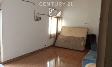 Rumah 2 Lantai Exs Klinik Strategis Di Rawamangun Jakarta Timur
