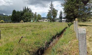 Terreno de venta en Tarqui - Redondel de Cumbe – código:17813