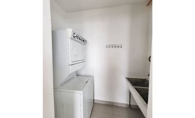 Alquilo extraordinario apartamento en ph le mare
