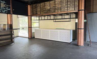 local en arriendo/venta en la calera. Cod V1065036