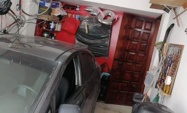 SE VENDE HERMOSA CASA DE 4 PISOS  EN BOITA