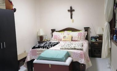 SE VENDE HERMOSA CASA DE 4 PISOS  EN BOITA