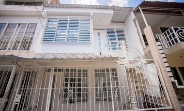 VENTA DE CASA DOS PISOS EN VILLA PAULINA, JAMUNDI