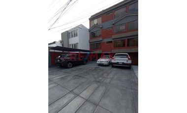 ¡Minidepartamento En Surco! 🏠💡