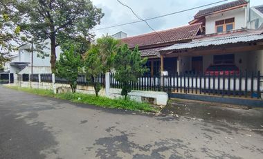 Dijual Rumah dihitung Tanah Kavling di MegaCinere - Strategis dan aman