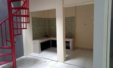 Umsse, Rumah siap huni Kutisari Indah Hadap Barat, Strategis