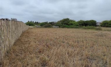 se vende terreno en Crucita