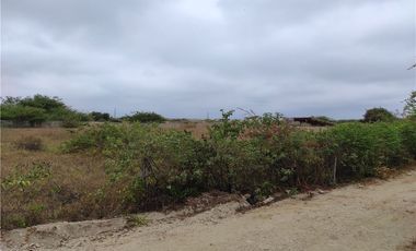 se vende terreno en Crucita