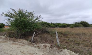 se vende terreno en Crucita