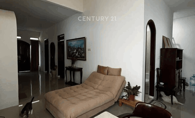 DisewakanThn Rumah Strategis Harga Menarik Di Pesanggrahan