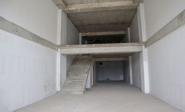 Se Alquilan 4 Locales Comerciales en Betania El Dorado PLANTA BAJA